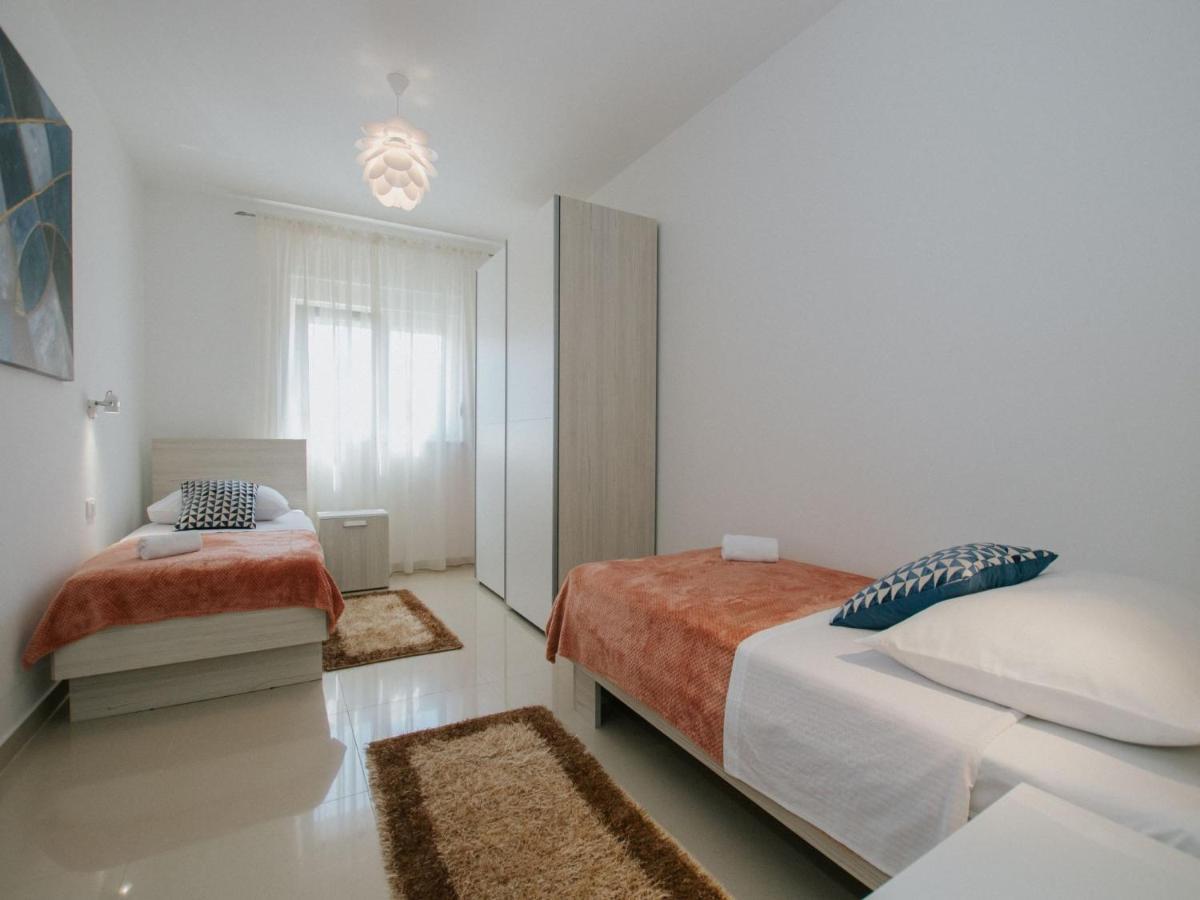 Luxury Apartment Di Trogir Exterior photo